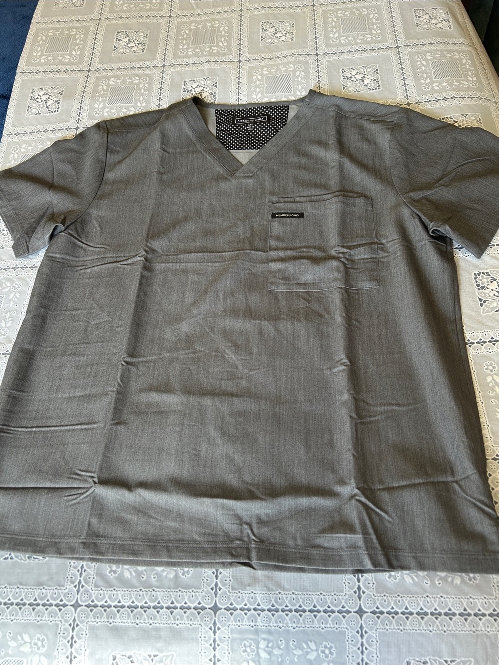 NWT Men's Gray V-Neck Scrub Top with Chest Pocket and Pants SIZE XXL
